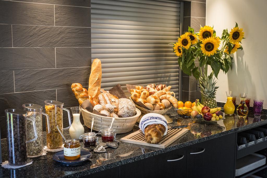 Le Petit Relais Hotel